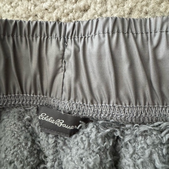 Eddie Bauer Joggers - Picture 3 of 3